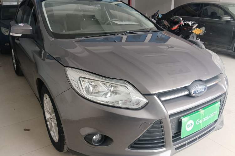 Used Ford Focus 2012 Sedan 1.6L Automatic Comfort Model
