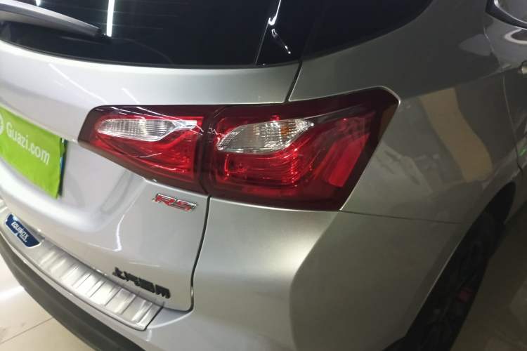 Used Chevrolet Equinox 2018 Redline 550T Automatic All-Wheel-Drive RS Edition