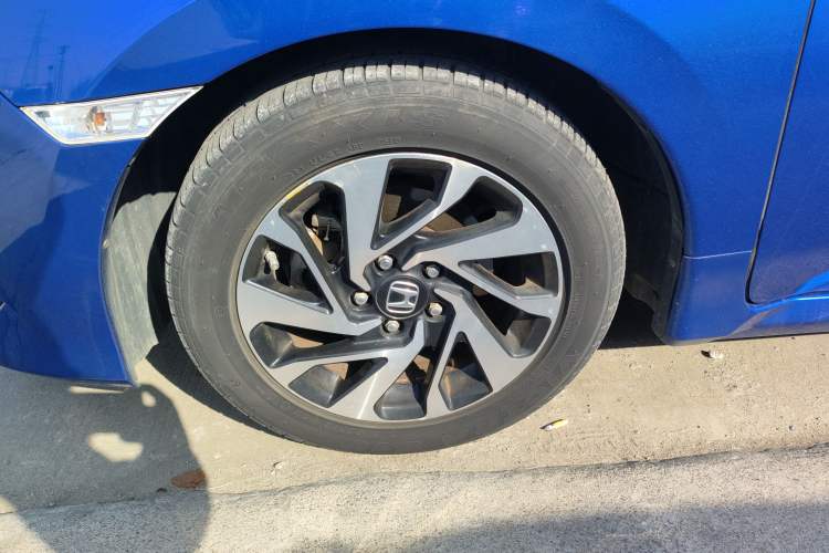 Used Honda Civic 2016 220TURBO CVT Luxury Edition
