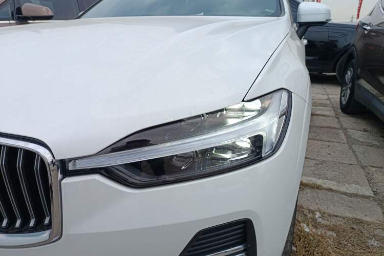 Used Volvo XC60 2022 B5 4x4 Zhiyi Luxury Edition
