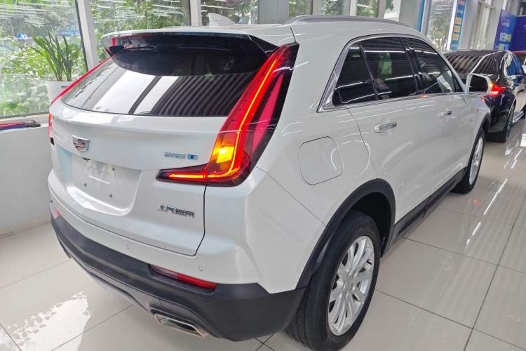 Used Cadillac XT4 2022 28T Two-Wheel Drive Fashion Edition
