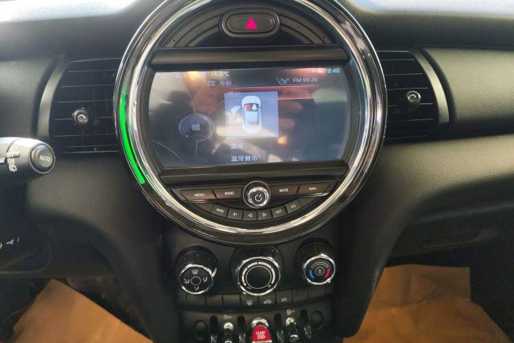 Used  MINI 2016 1.2T ONE Pioneer Edition Five-Door Version
