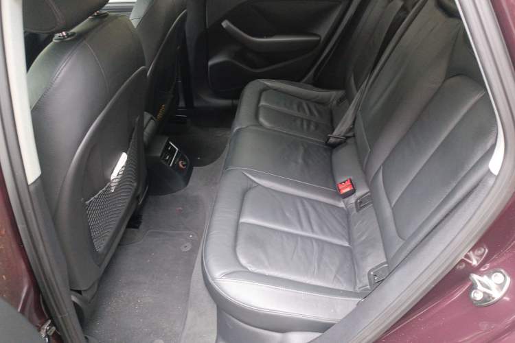 Used Audi A3 2014 Limousine 35 TFSI Automatic Comfort Model
