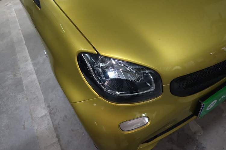 Used  fortwo 2015 1.0L 52 kW Hardtop Passion Edition