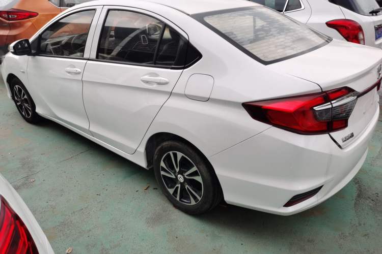 Used Honda Greiz 2016 1.5L CVT Classic Edition
