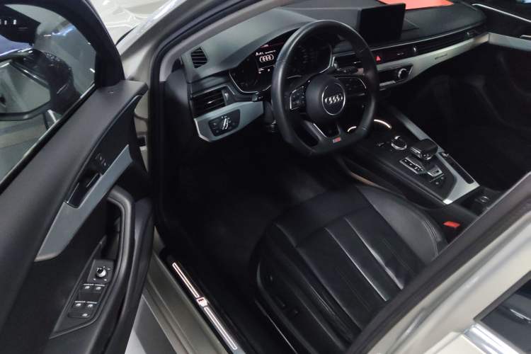 Used Audi A4L 2019 45 TFSI quattro Individual Sport Edition China V