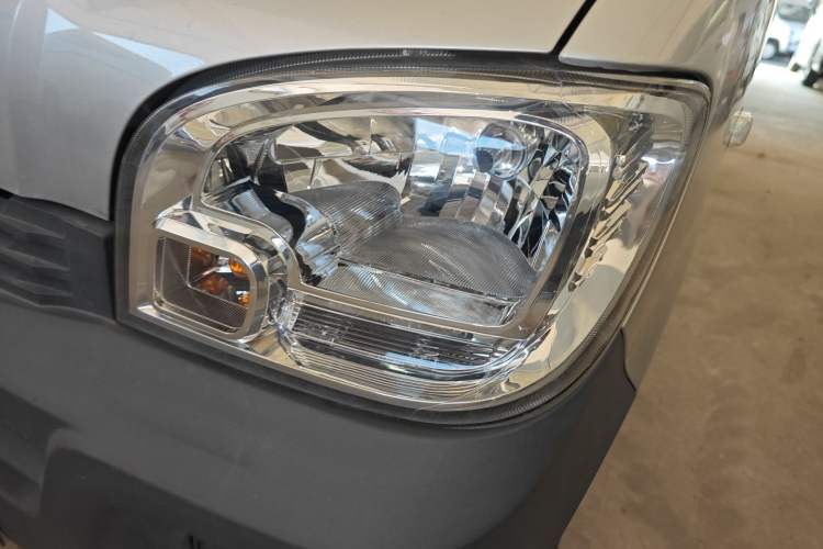 Used Wuling Zhiguang 2023 1.5L Practical Version 5/7 Seats