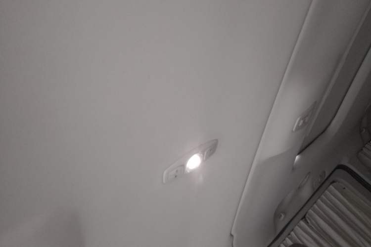 Used Ford Tourneo Custom 2020 2.0T Automatic Elite Edition China VI Standard
