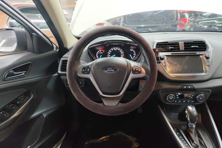 Used Ford Escort 2017 Happiness Edition 1.5L Automatic Fashion Version