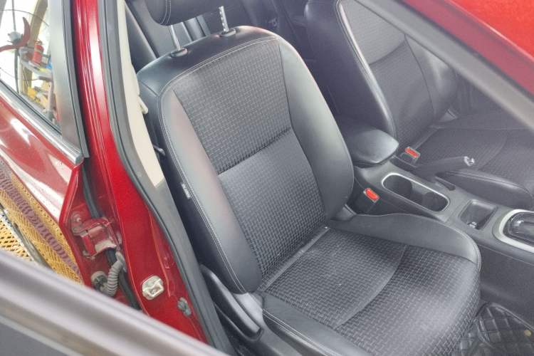 Used Nissan Tiida 2019 1.6L CVT Smart Drive Version China VI Standard