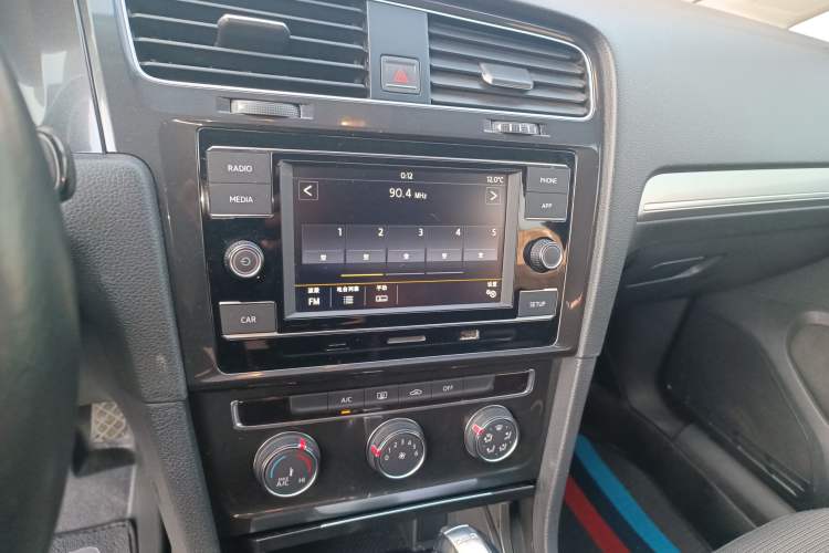 Used Volkswagen Golf 2018 230TSI Automatic Comfort Model
