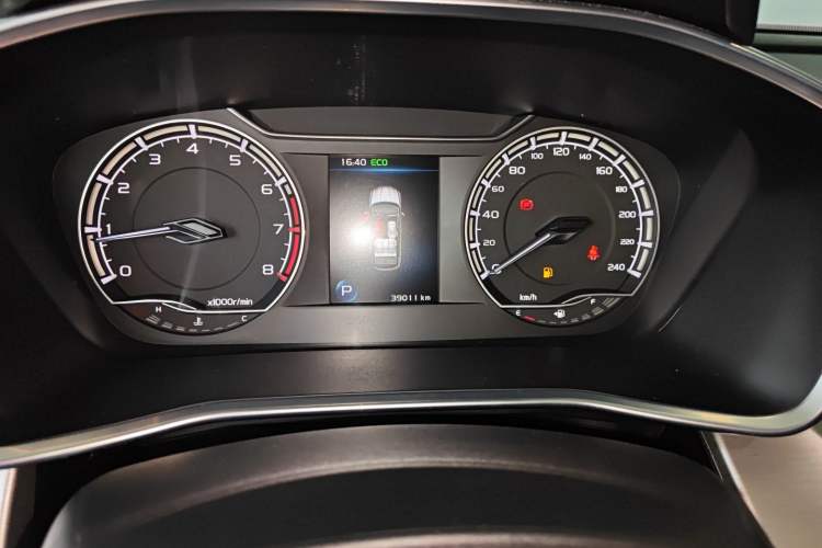 Used Geely Auto Coolray 2020 Facelift 240T DCT Hunter
