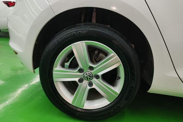 Used Volkswagen Golf 2017 230TSI Automatic Comfort Edition – Celebrating Milestone of One Million Units
