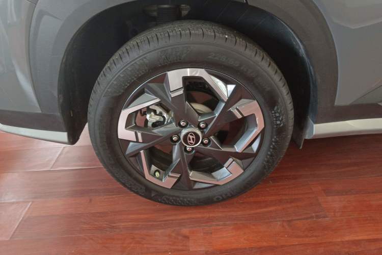 Used Hyundai ix35 2023 Musso 2.0L Deluxe Edition DLX
