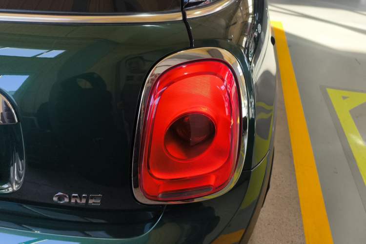 Used  MINI 2016 1.2T ONE Pioneer Edition
