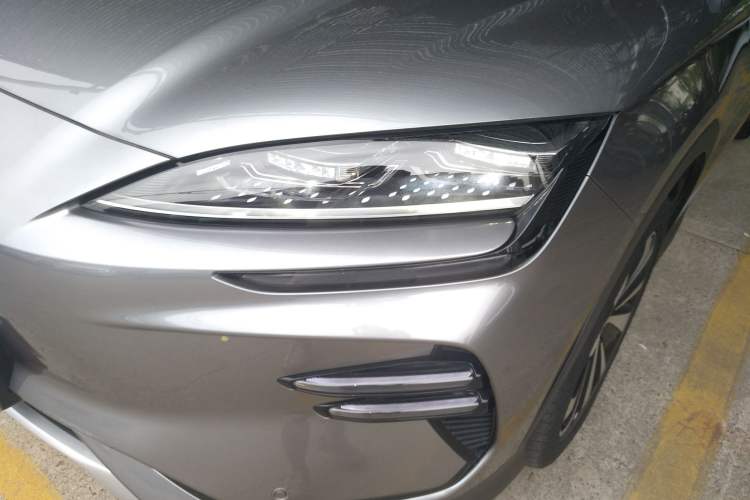 Used BYD Song PLUS New Energy 2023 Champion Edition EV 520KM Prestige Model
