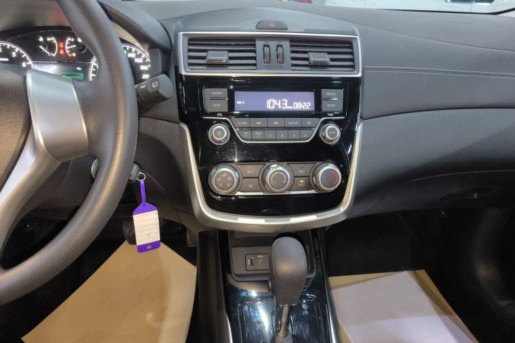 Used Nissan Tiida 2024 1.6L CVT Cool Dynamic Edition