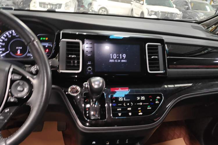 Used Honda Elysion 2019 2.0L Hybrid Comfort Edition