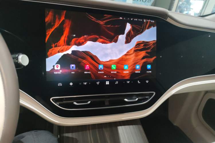 Used  F7 2023 Long-Range Pro Edition