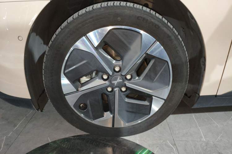 Used XPeng MONA M03 2024 620 with Ultra-Long Range
