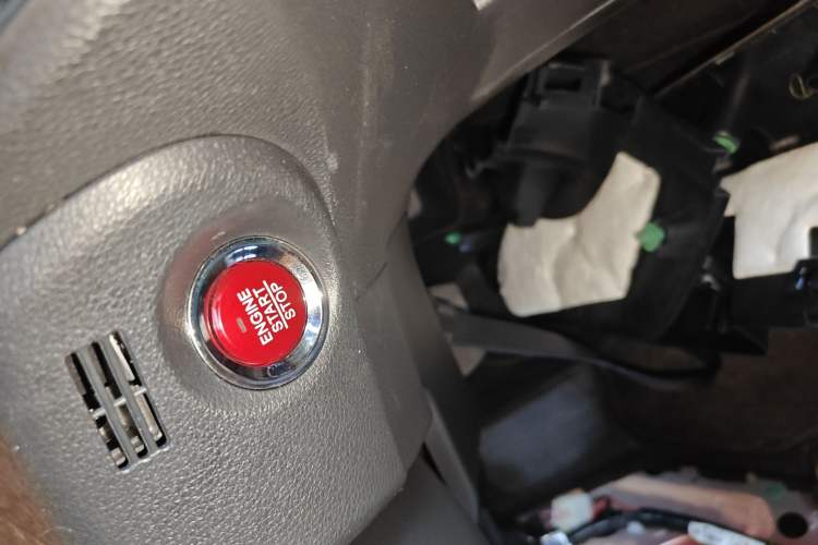 Used Honda Jade 2016 1.8L Automatic Comfort Elite Version 5 Seats