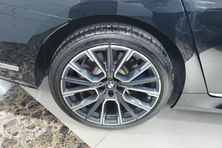 Used BMW 7 Series 2021 740Li Leading Model M Sport Package

