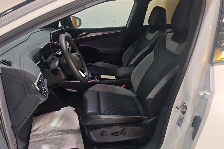 Used Volkswagen ID.4 CROZZ 2024 Facelifted PRO