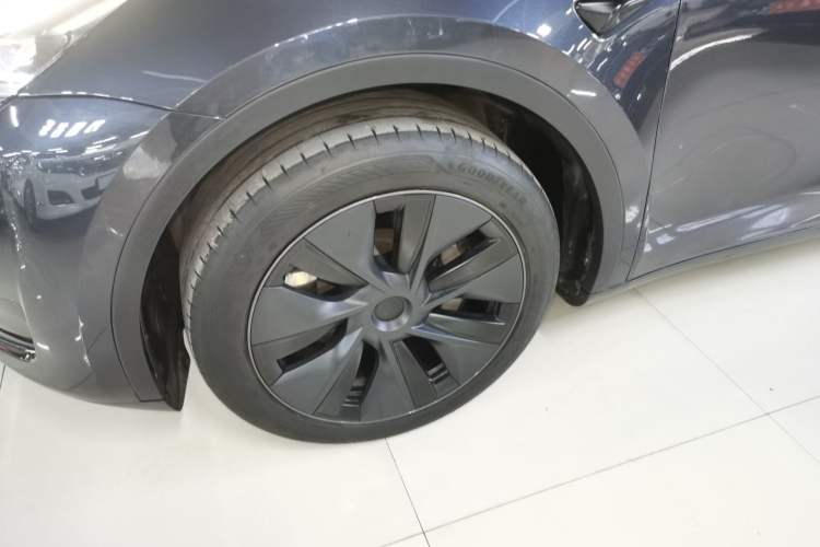 Used Tesla Model Y 2024 Rear-Wheel-Drive Version
