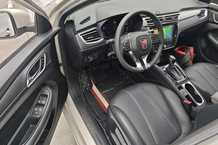 Used Roewe i5 2020 1.5L Automatic 4G Connect Luxury Flagship Edition