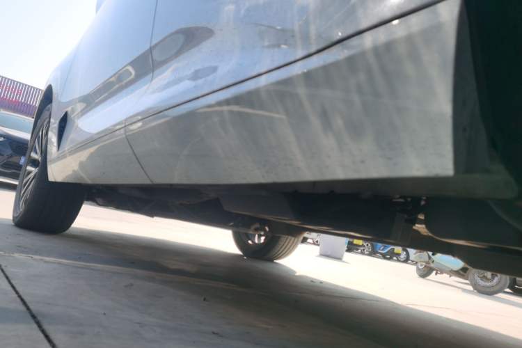 Used Changan UNI-K 2023 2.0T Two-Wheel Drive Enjoyment Version
