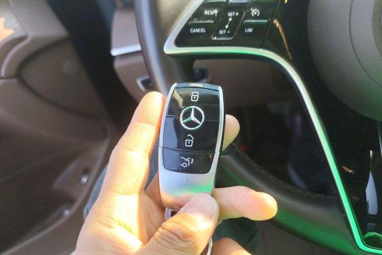 Used Mercedes-Benz E-Class 2023 Updated E 300 L Luxury Edition