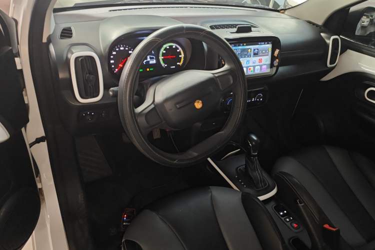 Used Roewe Clever 2022 311km QiQi BoBo Edition
