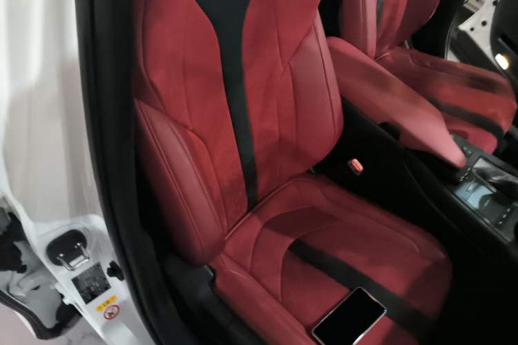 Used Lexus UX 2019 200 F SPORT Version