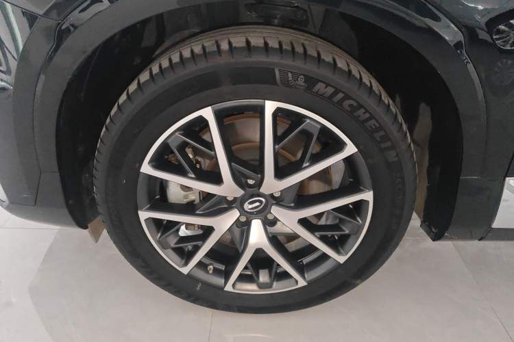 Used GAC Trumpchi ES9 2024 PHEV with 143 km Max