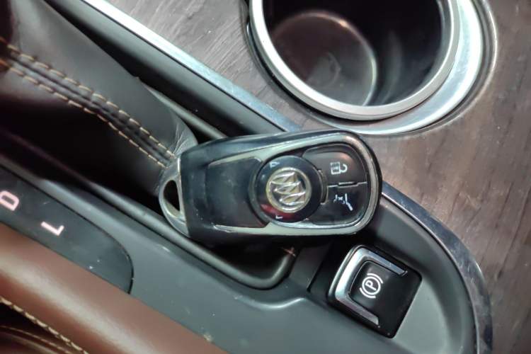 Used Buick Envision 2017 28T Four-Wheel Drive Elite Model