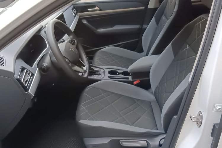 Used Volkswagen Lavida 2023 Revised 1.5L Automatic DeYi Edition
