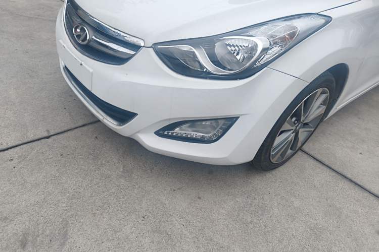 Used Hyundai Elantra 2015 1.6L Automatic Leading Model