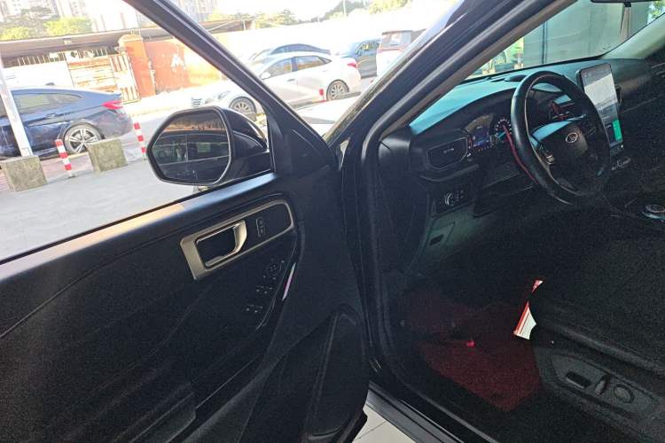 Used Ford Explorer 2020 EcoBoost 285 Four-Wheel Drive Trend Edition 6 Seats
