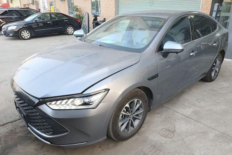 Used BYD Qin PLUS 2024 HONOR Edition DM-i 55KM Leading Model
