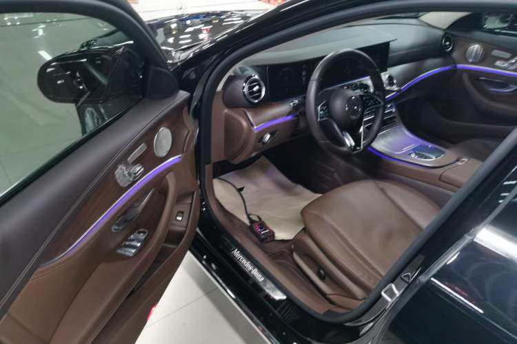 Used Mercedes-Benz E-Class 2023 E 300 L Luxury Model
