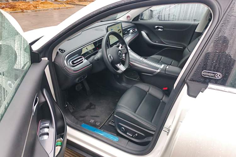 Used  #3 2024 Dynamic Standard Edition