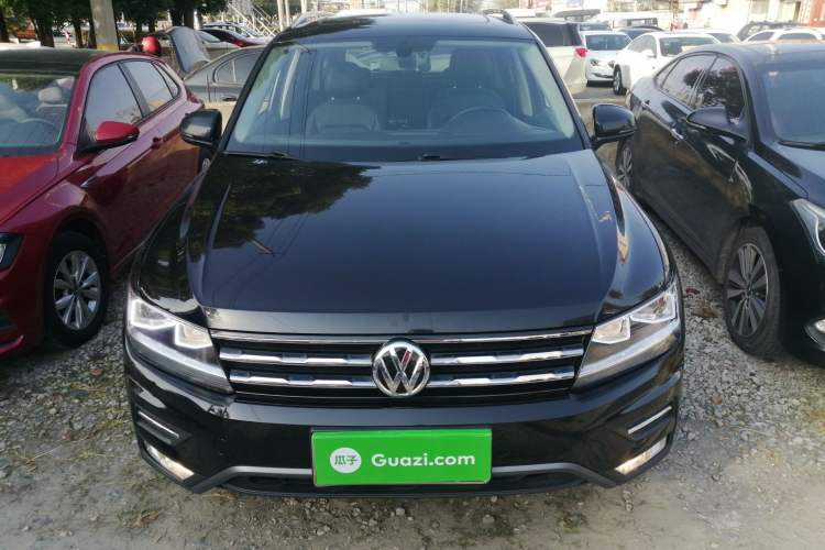 Used Volkswagen Tiguan L 2019 330TSI Automatic Two-Wheel Drive Panoramic Comfort Edition China VI Standard
