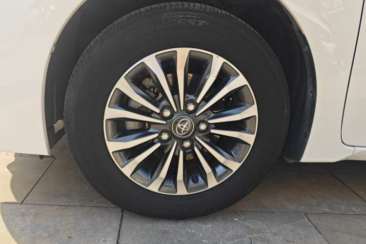 Used Toyota Corolla 2017 Revised Version 1.2T S-CVT GL
