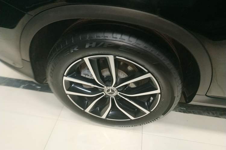 Used Mercedes-Benz GLC 2020 Facelift GLC 260 L 4MATIC Luxury Edition