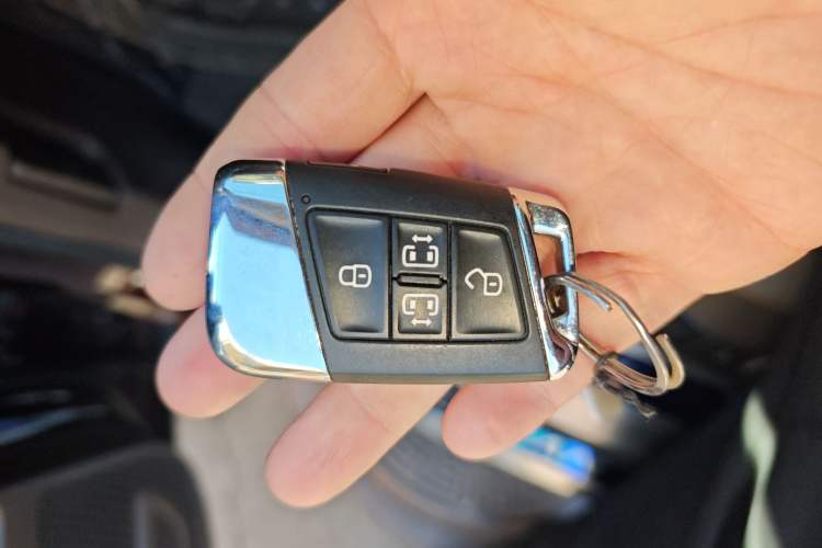 Used Volkswagen Viloran 2020 330TSI Luxury Edition
