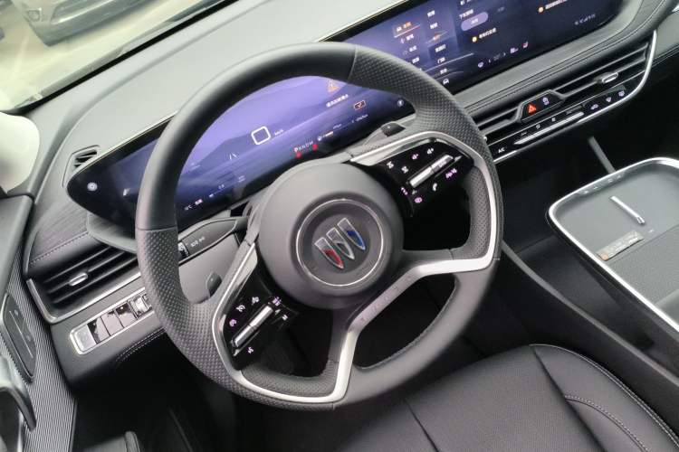 Used Buick LaCrosse 2025 28T Platinum Edition
