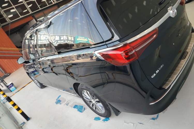 Used Buick GL8 2023 ES Lu Zun Deluxe Model
