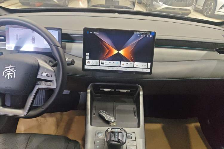 Used BYD Qin PLUS 2025 DM-i Smart Drive 120KM Superior Model