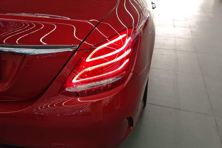 Used Mercedes-Benz C-Class 2017 Facelift C 200 L Sport Edition
