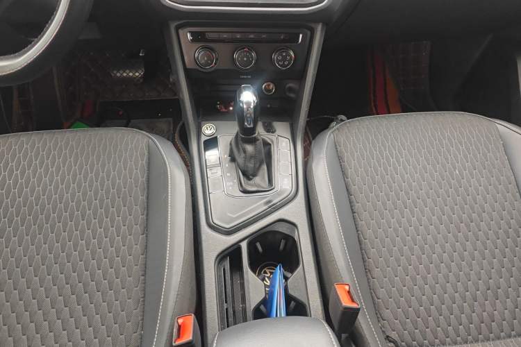 Used Volkswagen Tiguan L 2021 280TSI Automatic Two-Wheel Drive Smart Edition